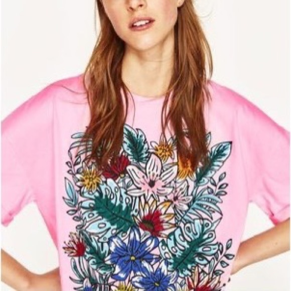 Zara Tops - Zara Graphic Floral Print Pink Boxy Classic Tee M